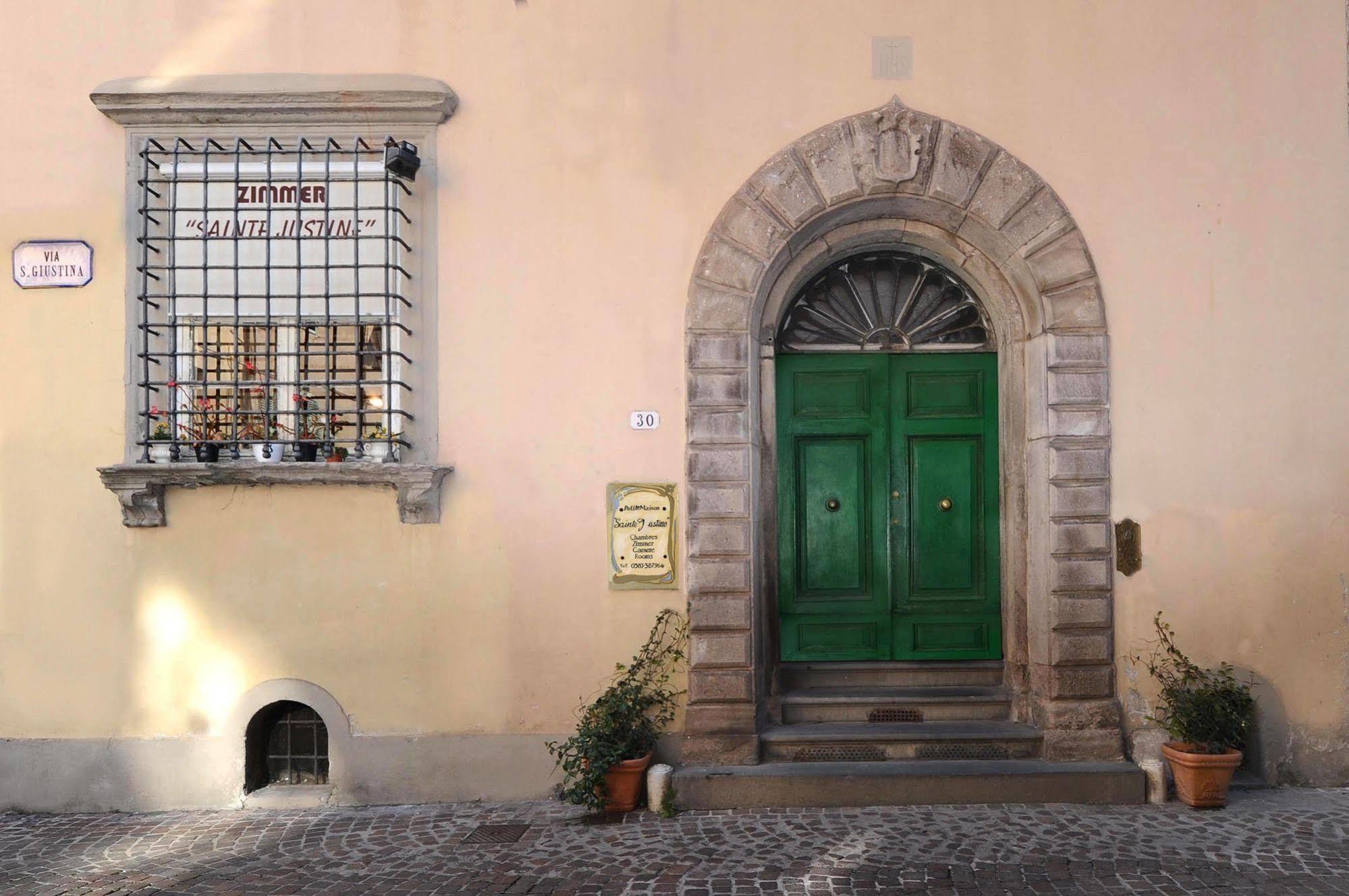 Hotel Petite Maison Sainte Justine 3*